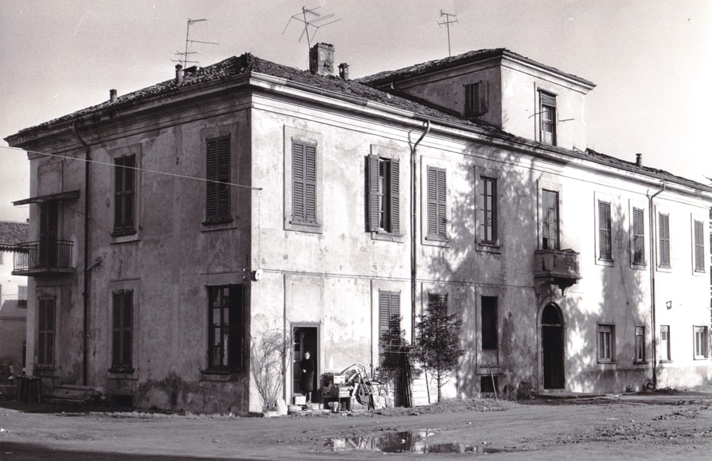 Villa A Bresso In Via Confalonieri Villa A Bresso In Via Confalonieri