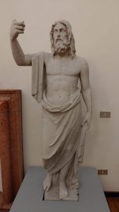 Statua del Poseidone (sala lampadario)