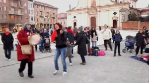 Piazza Gramsci, 14 febbraio 2013, flash mob 