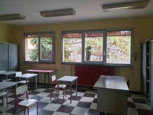 Sostituzione serramenti scuola Primaria Sardegna