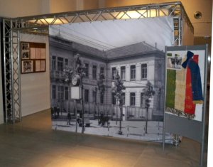 La mostra: ricostruzione dell’edificio scolastico