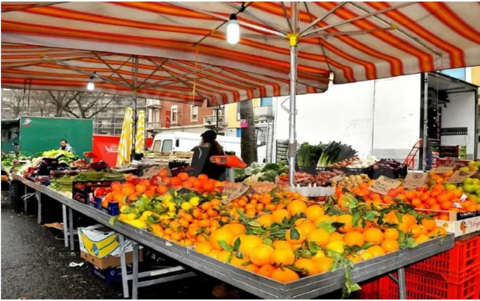 Mercato del martedì di viale Romagna