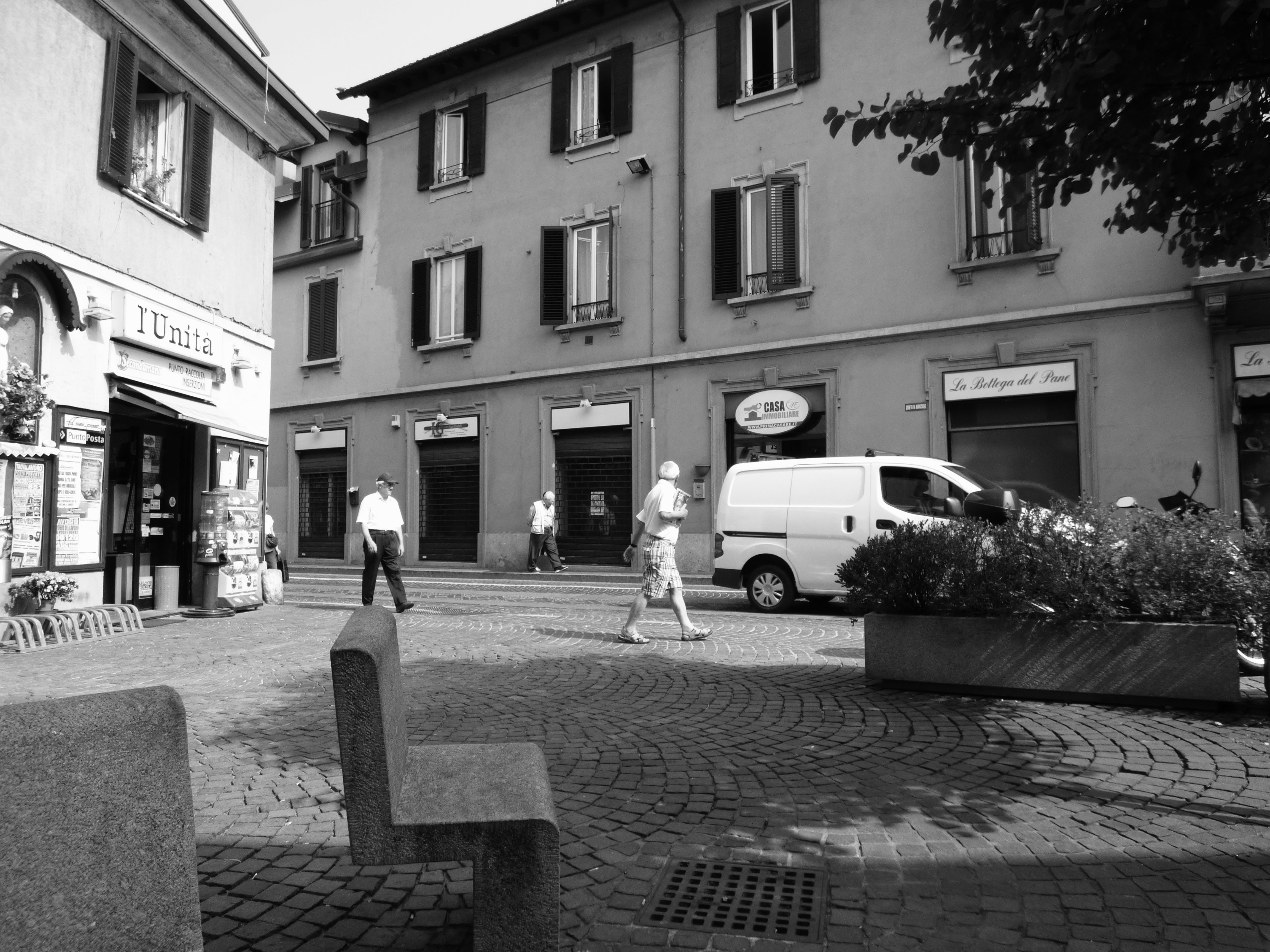 La piazzetta di via Garibaldi. Foto di Renato Ferri La piazzetta di via Garibaldi. Foto di Renato Ferri