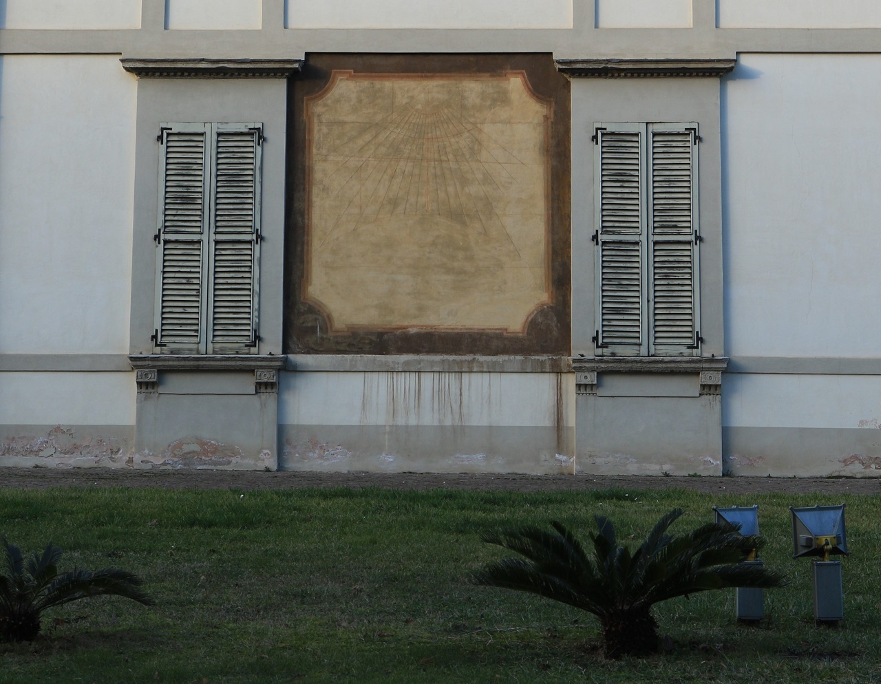 Meridiana della Villa Casati Stampa. Foto di Renato Ferri