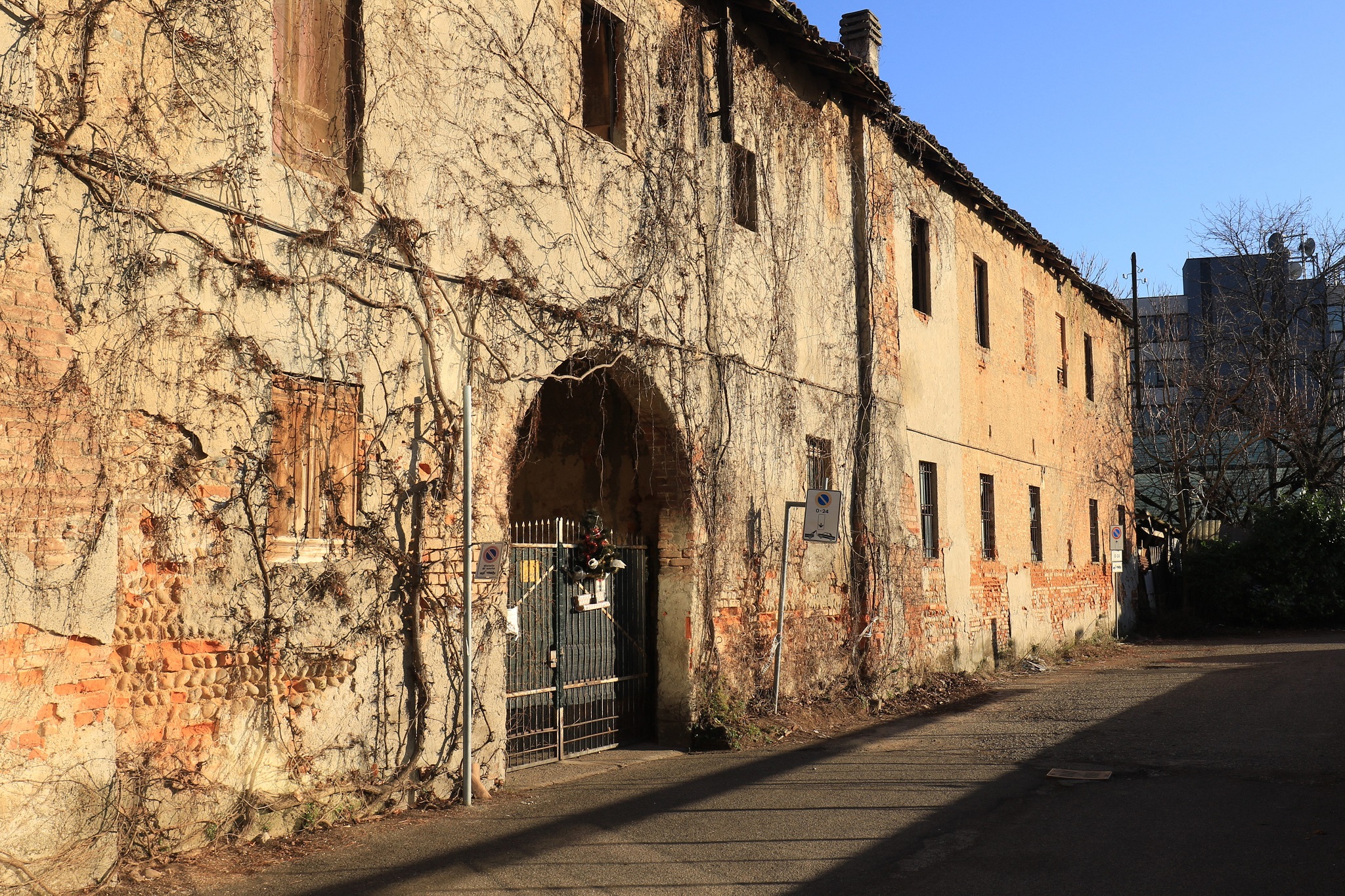 Cascina Cornaggia - entrata. Foto di Renato Ferri