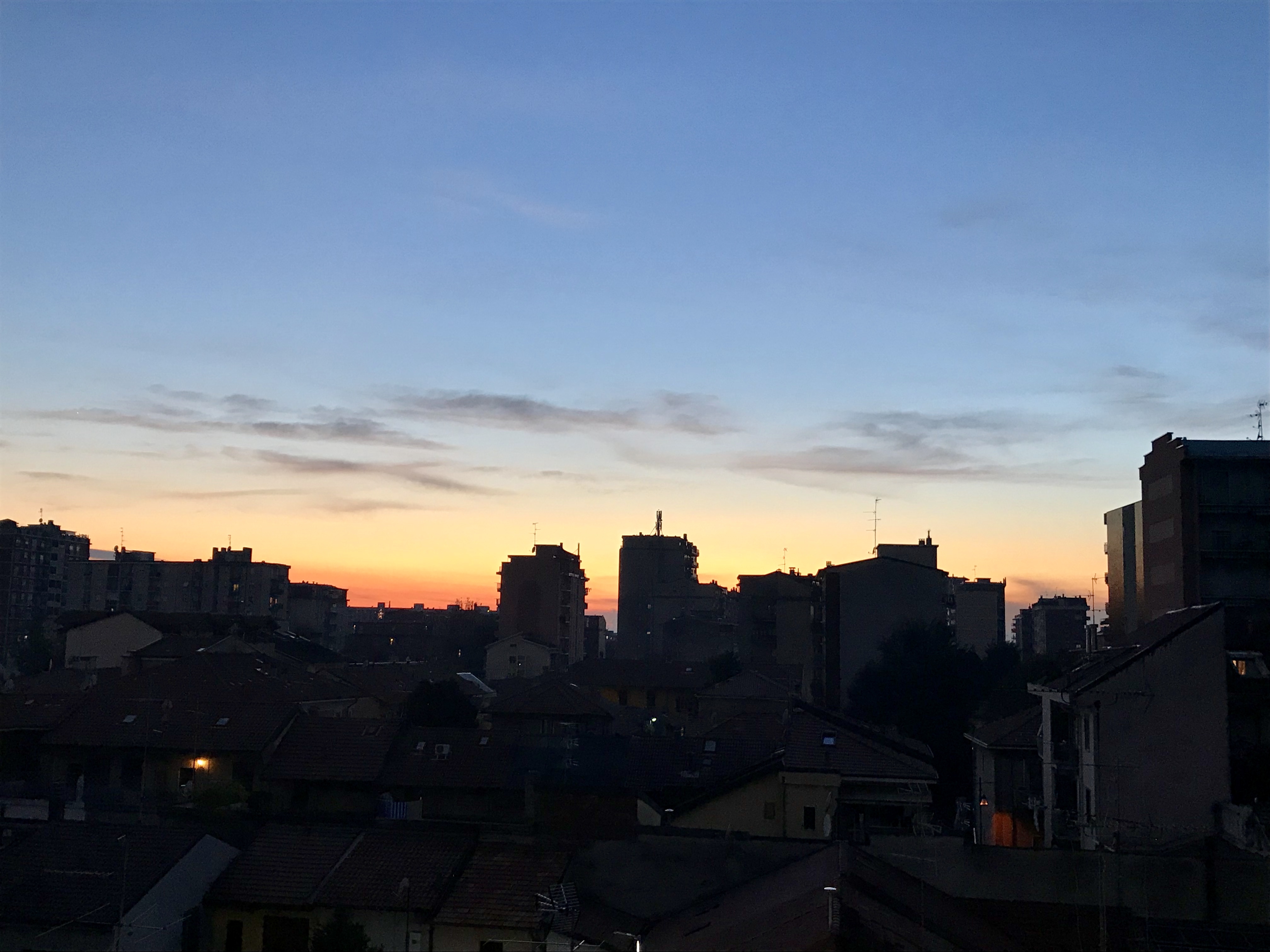 Anche il ciel di gennaio regala tramonti. Foto di Annalisa Bonafede Anche il ciel di gennaio regala tramonti. Foto di Annalisa Bonafede