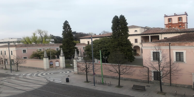 Desolazione. Dalla mia finestra. Foto di Antonella Strenghetto