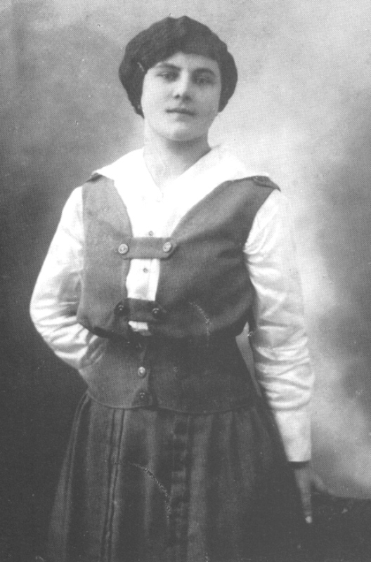 Giovane ragazza di Balsamo (Archivio C.D.S.)