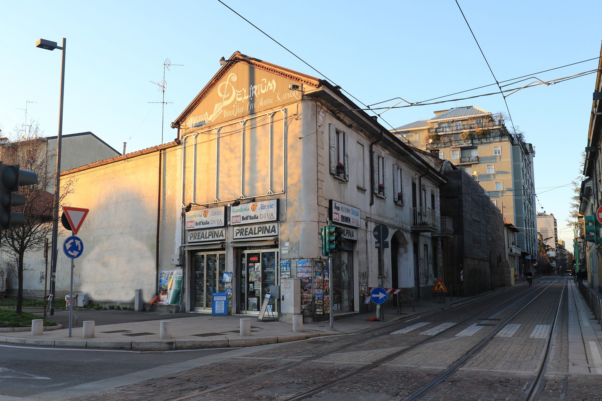 Edicola in via Libertà. Foto di Renato Ferri