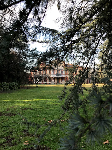 Facciata orientale di Villa Ghirlanda e parco