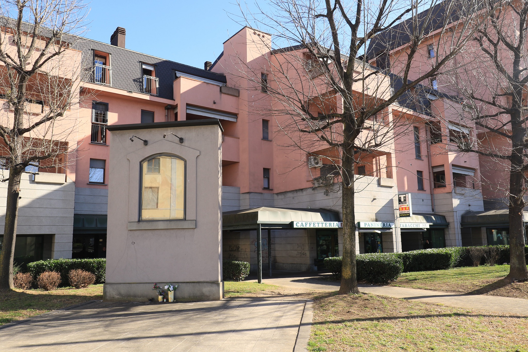 La Curt de la Madona, via Gorki angolo via Martinelli. Foto di Renato Ferri